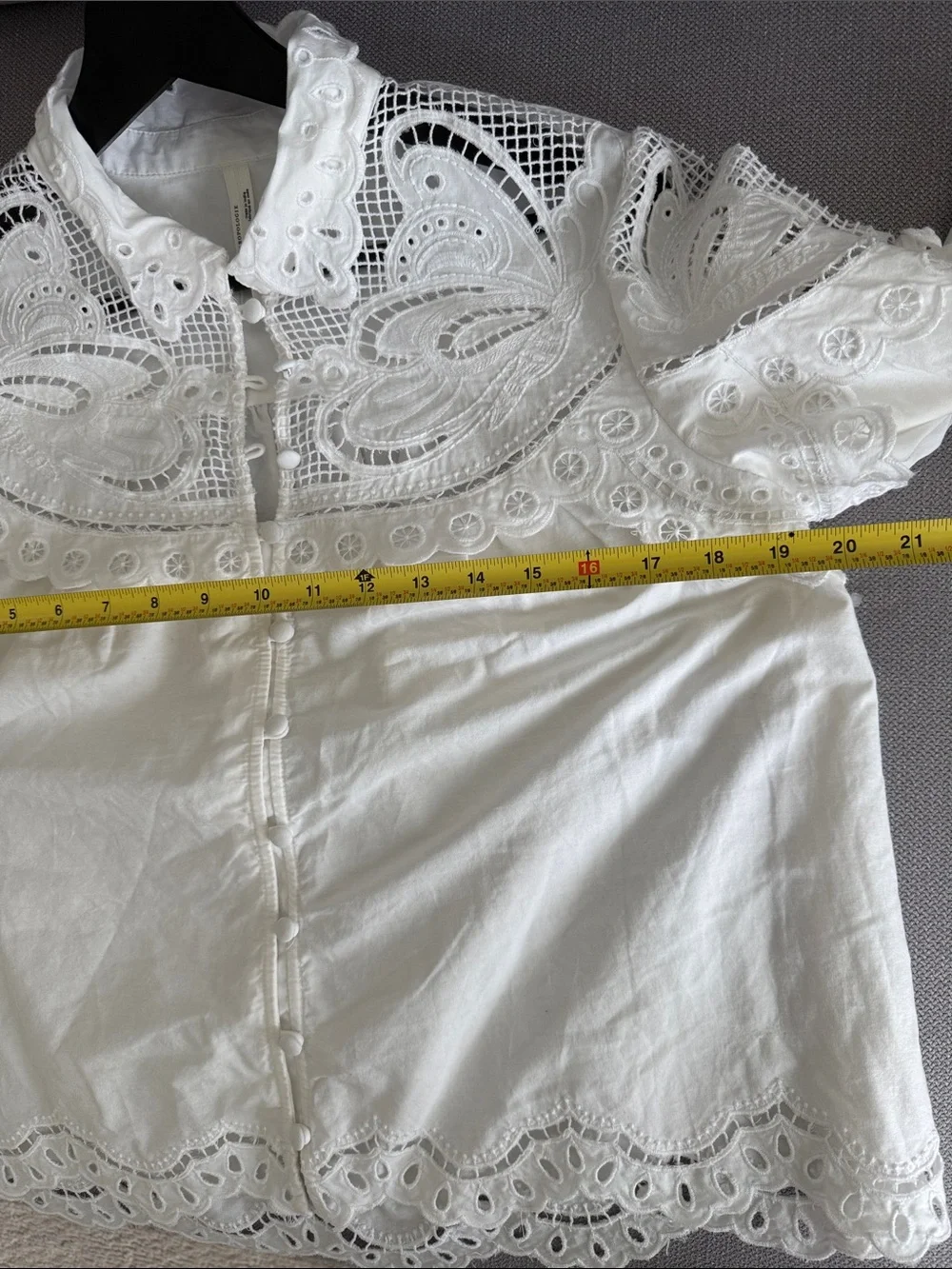 Anthropologie White Lace Eyelet Button-Up Blouse Size M